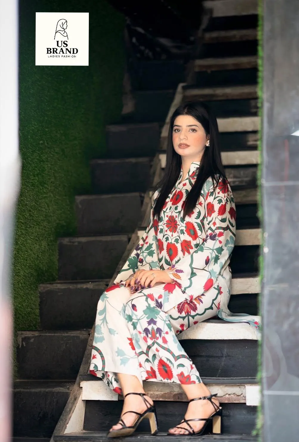 2 Pcs Women's Stitched Swiss Lawn Digital Print Co-Ord Set