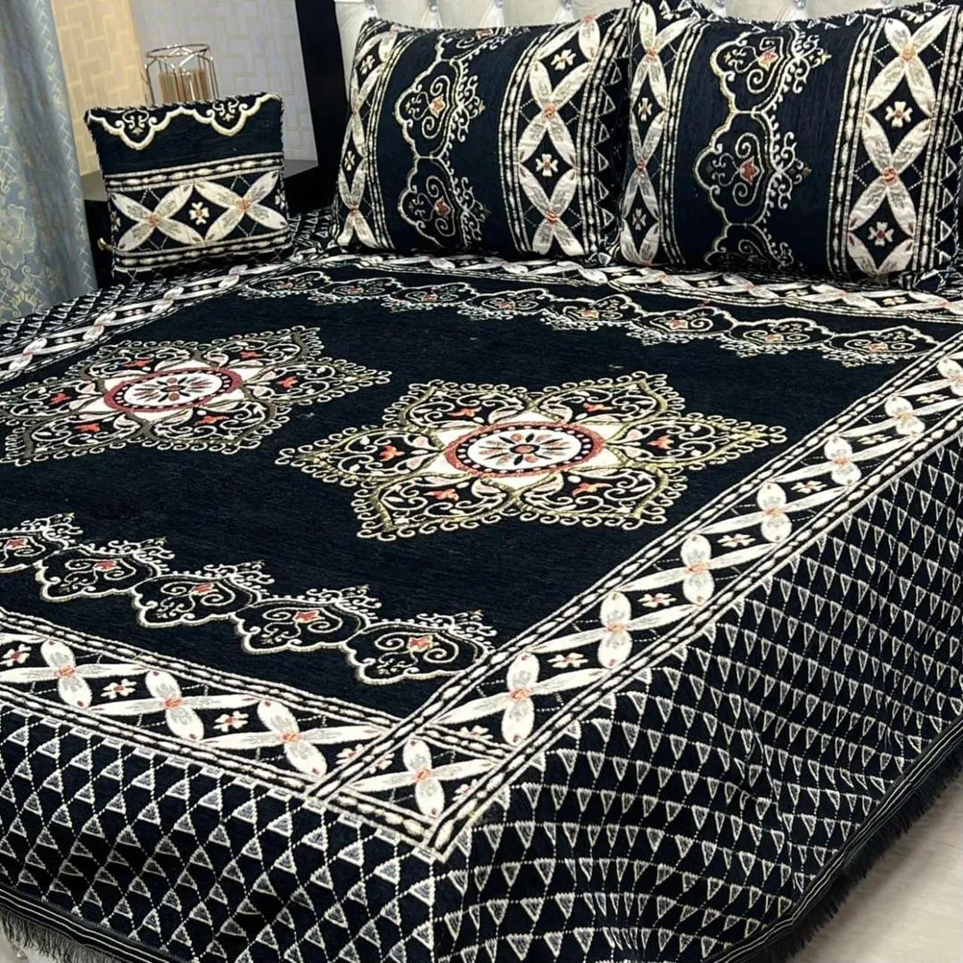 4 Pcs Velvet Jacquard Embroidered Double Bedsheet