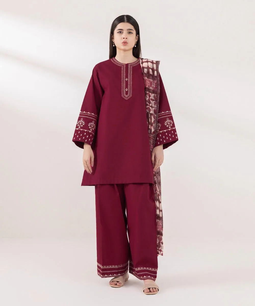 3 Pcs Women's Unstitched Embroidered Suit
