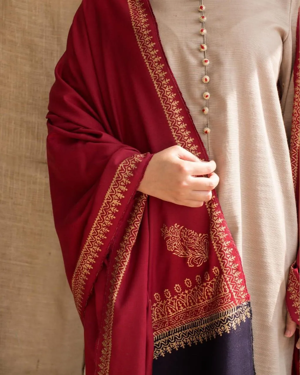 3 Pcs Women's Unstitched Embroidered Suit