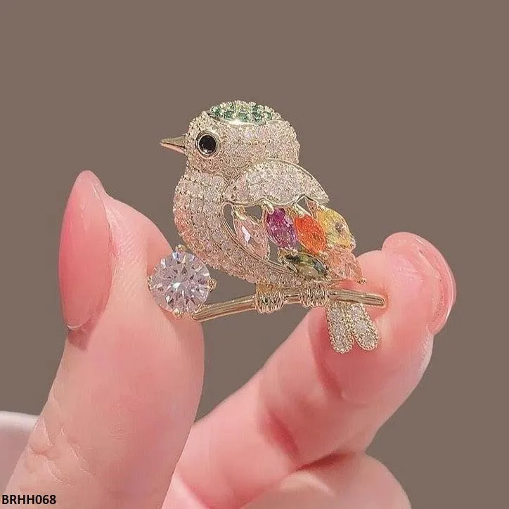 Beautiful Spparrow Brooch