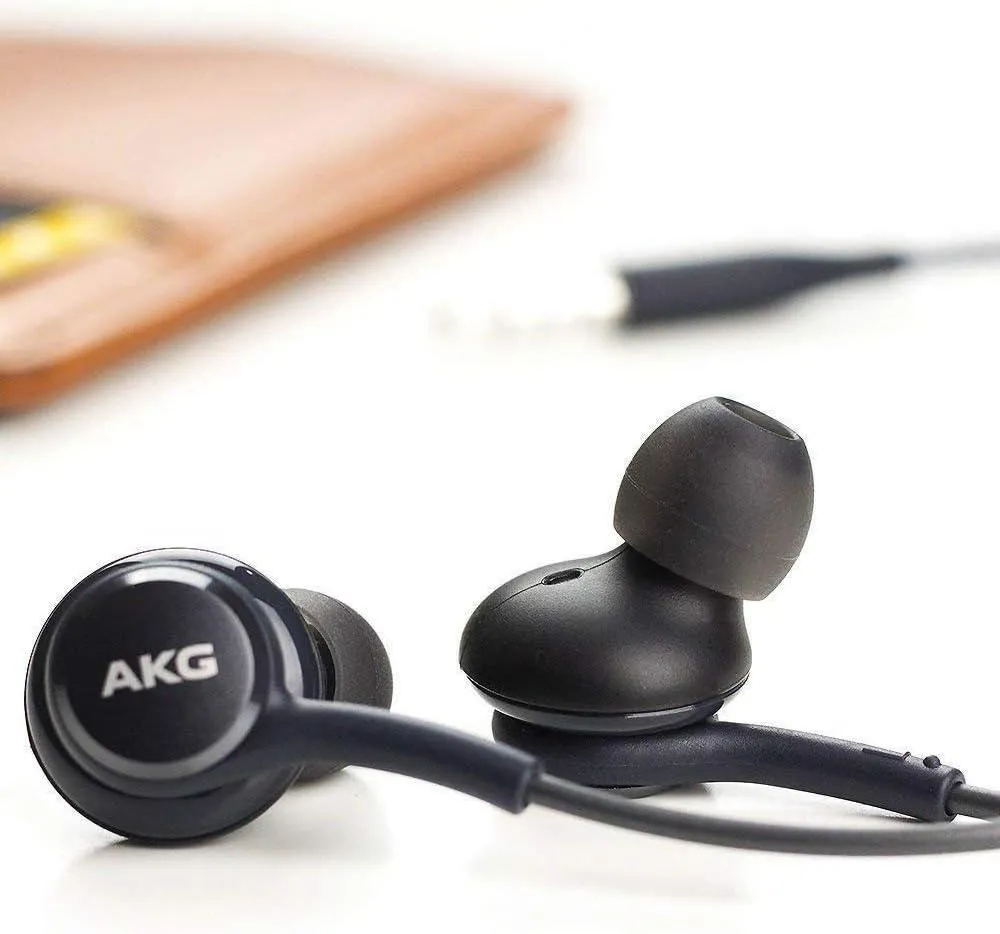 AKG Wired Earphones with Mic Black