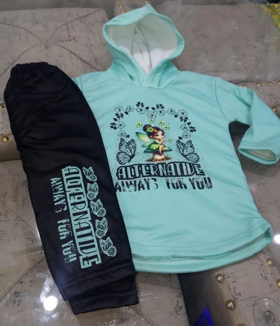 2 Pcs Girl's Fleece Printed Shirt And Trouser Suit