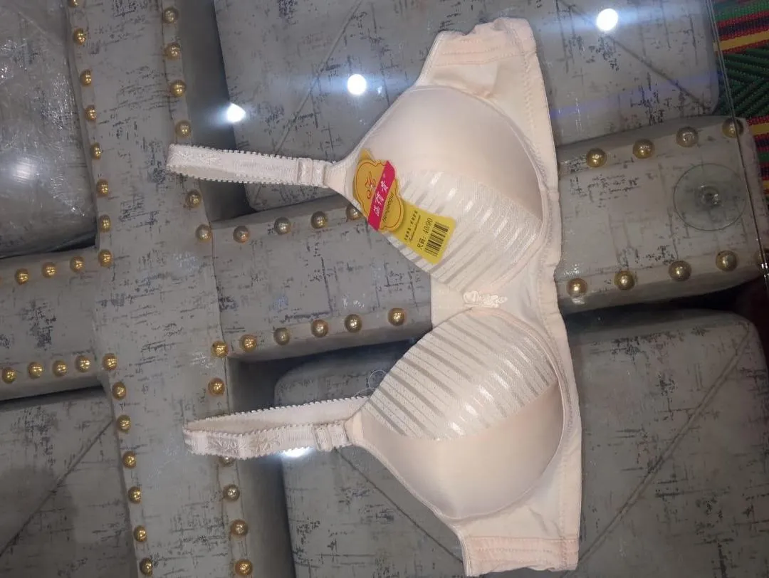 Spandex Plain Padded Bra – Comfortable Everyday Support (Sizes 36-42, Cup B)