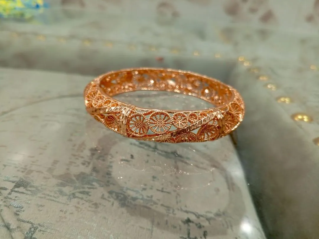 1 Pc Gold Plated Kara Bangle