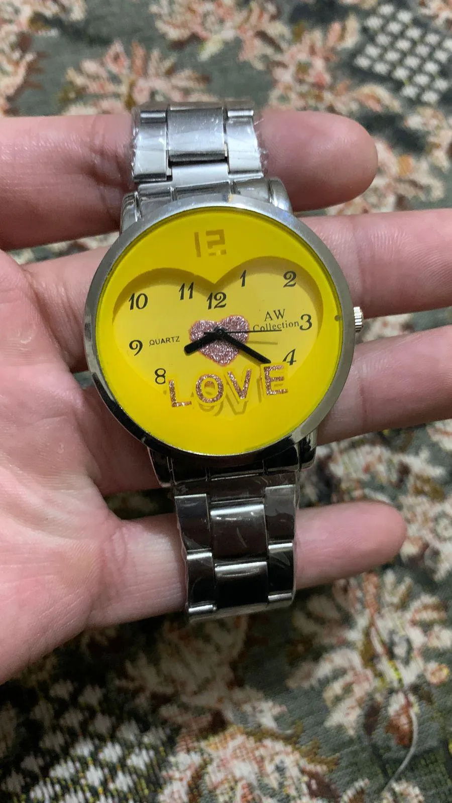 Men's Skin Friendly Strap Watch