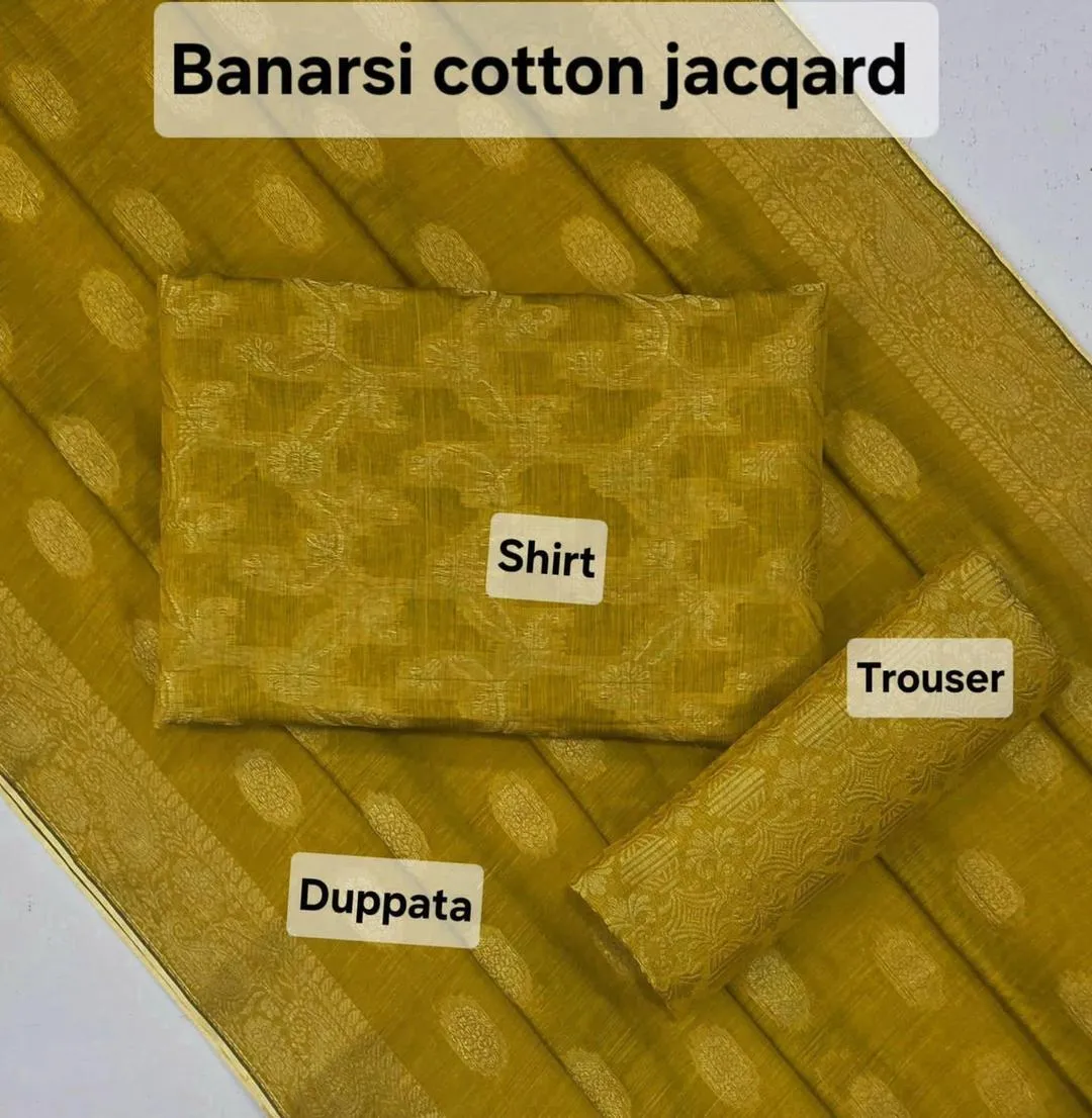 3 Pcs Women's Unstitched Embroidered Suit