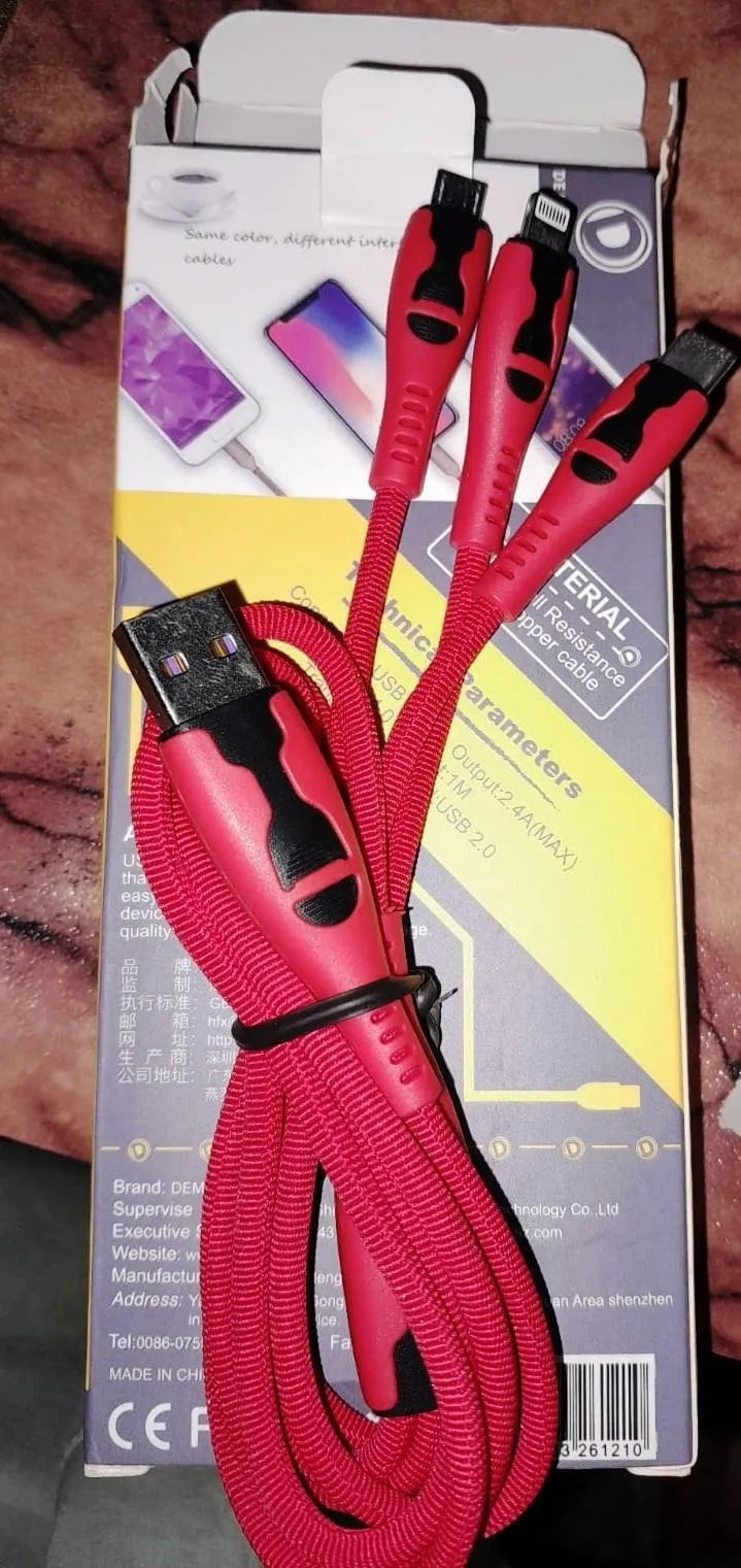 3-in-1 Red Charging Cable - Versatile multi-port USB charging cable for all your devices