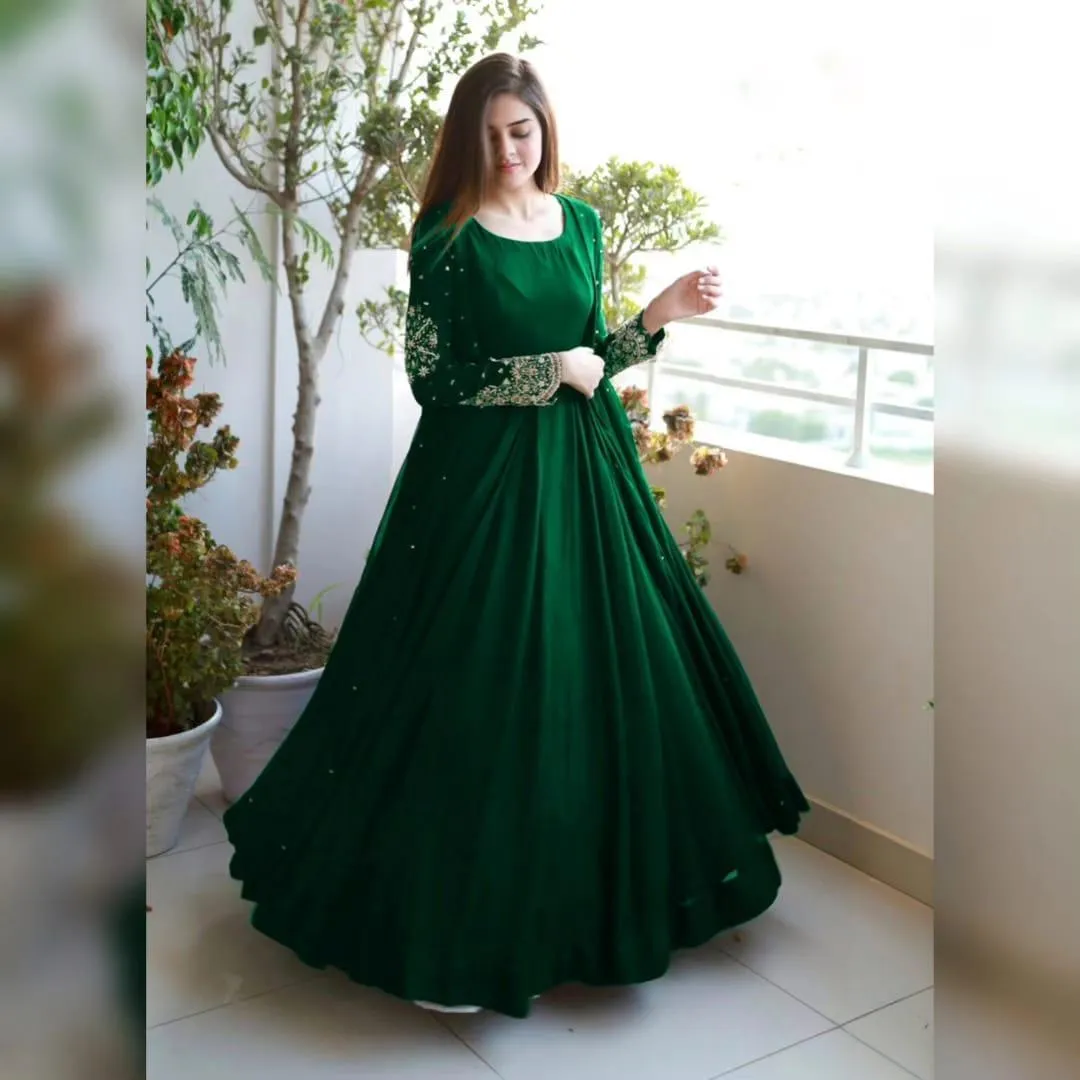 3 Pcs Women's Stitched Shamoz Silk Plain Gown Suit