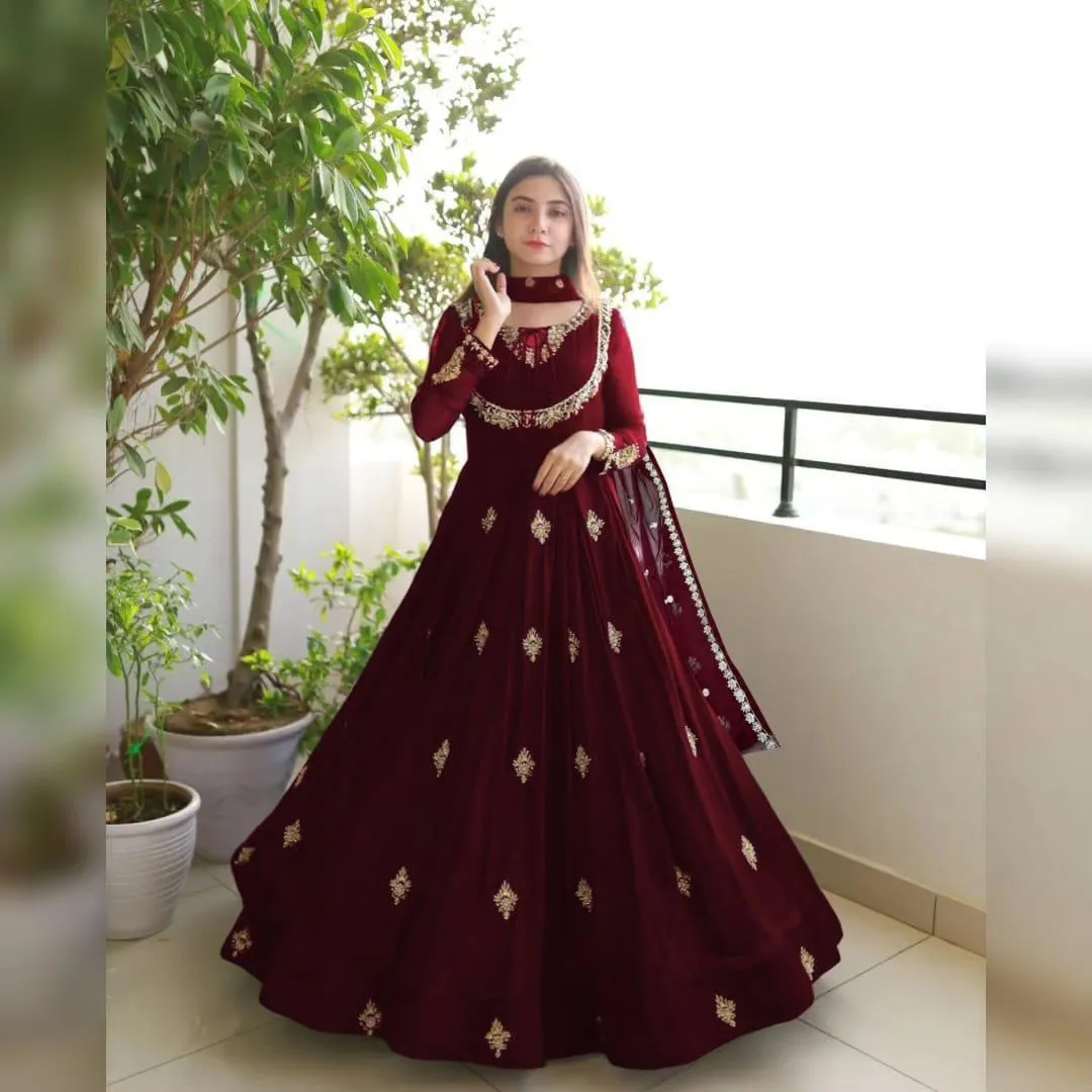 3 Pcs Women's Stitched Chiffon Embroidered Maxi And Trouser