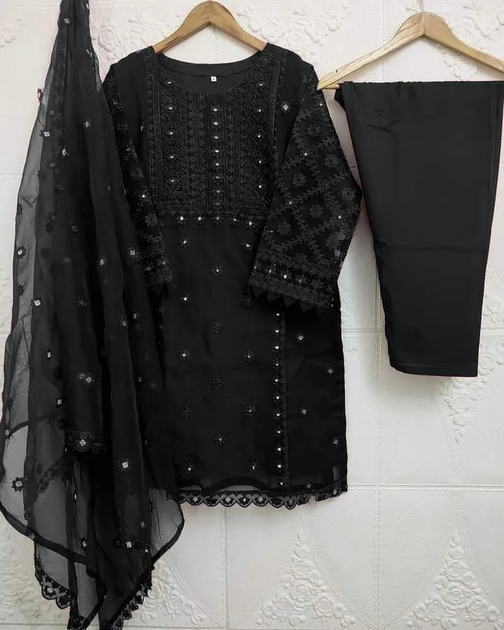 3 Pcs Girl's Chiffon Embroidered Kurta And Shalwar Suit