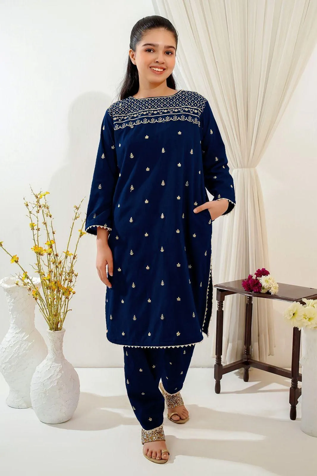 2 Pcs Girl's Linen Embroidered Kurta And Shalwar Suit