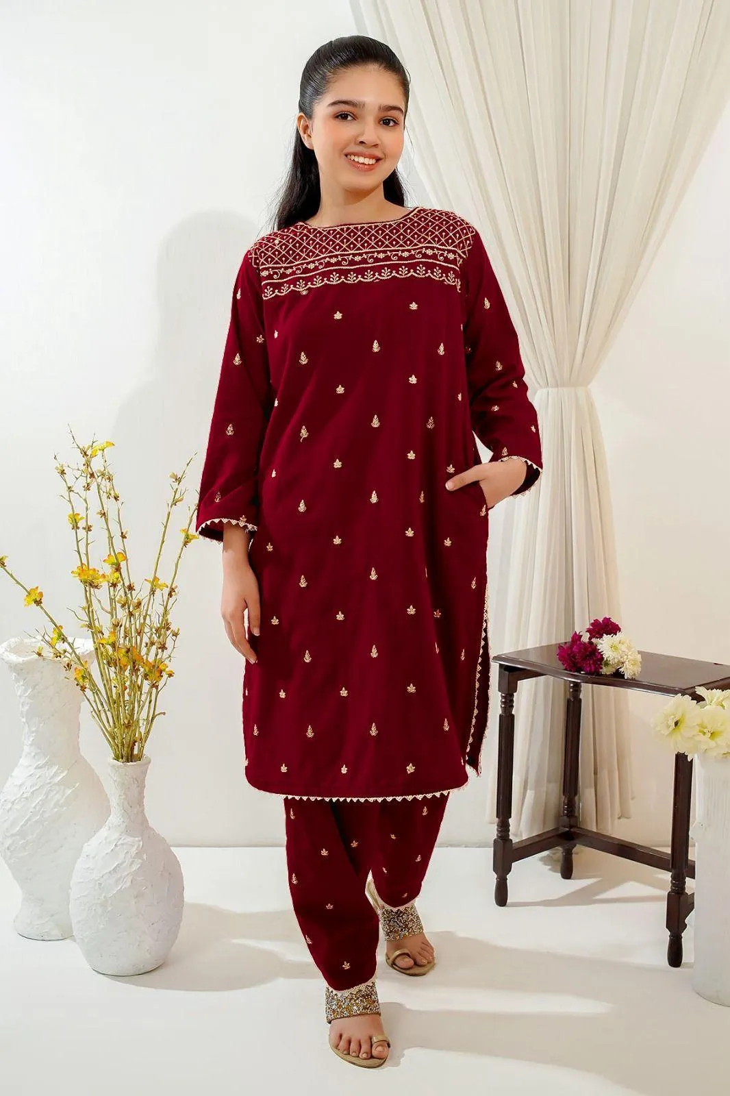 2 Pcs Girl's Linen Embroidered Kurta And Shalwar Suit
