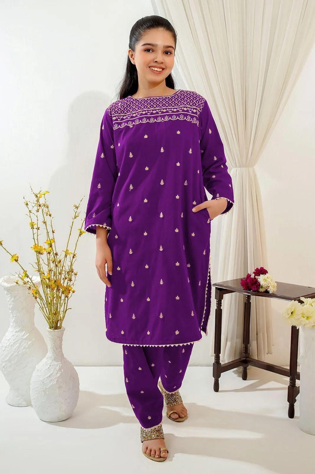 2 Pcs Girl's Linen Embroidered Kurta And Shalwar Suit