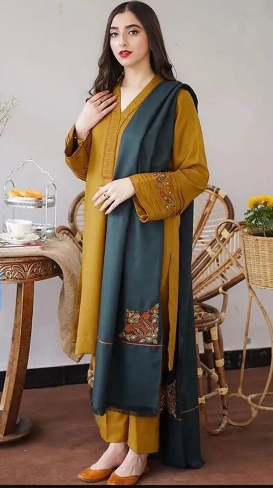 3 Pcs Women's Unstitched Embroidered Suit