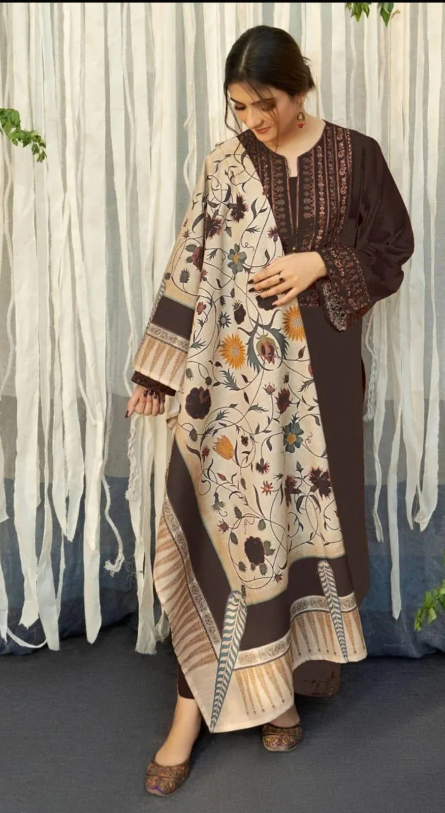 3 Pcs Women's Unstitched Embroidered Suit