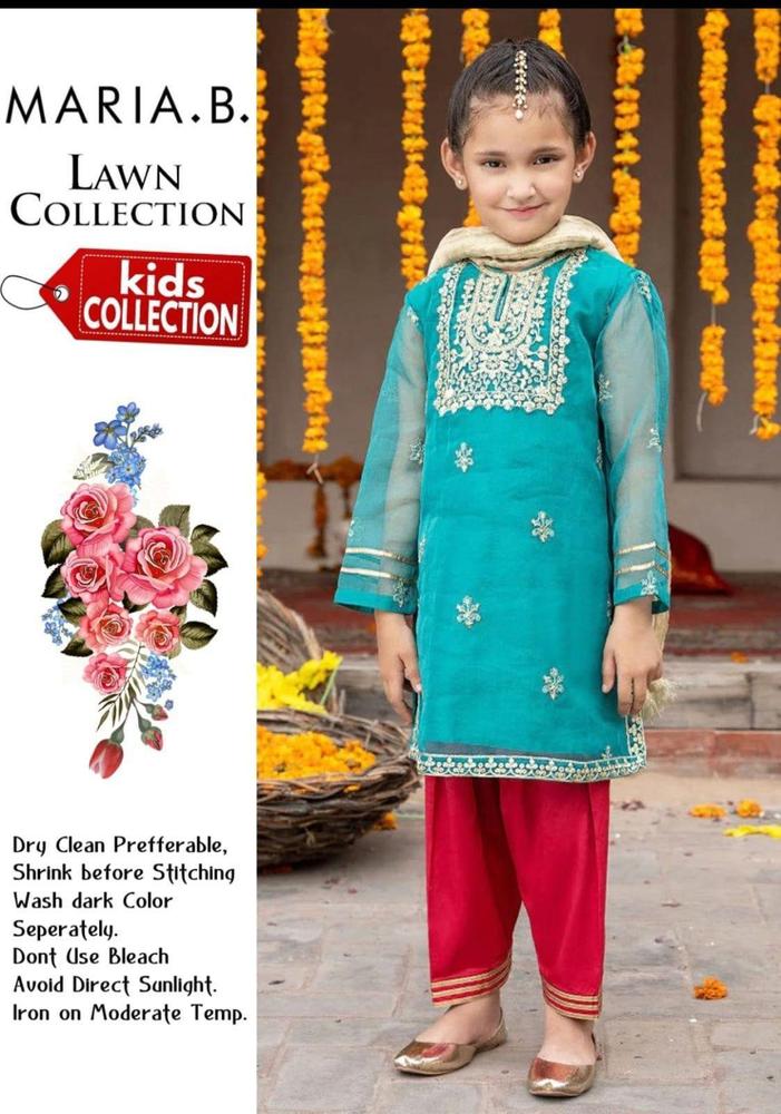 3 Pcs Girl's Unstitched Lawn Embroidered Suit