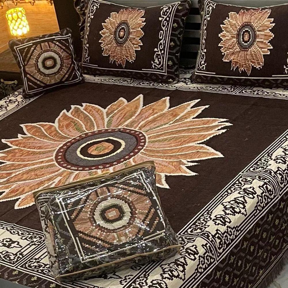 4 Pcs Velvet Jacquard Embroidered Double Bedsheet