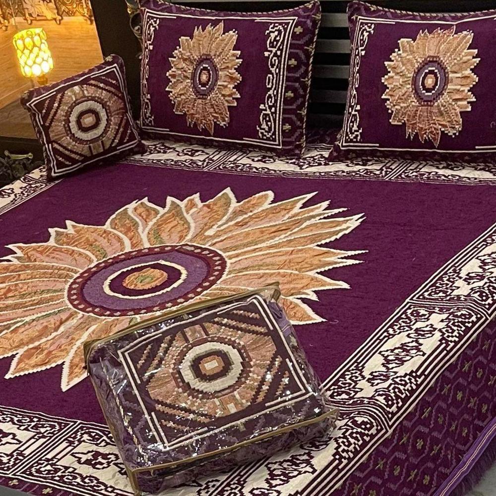 4 Pcs Velvet Jacquard Embroidered Double Bedsheet