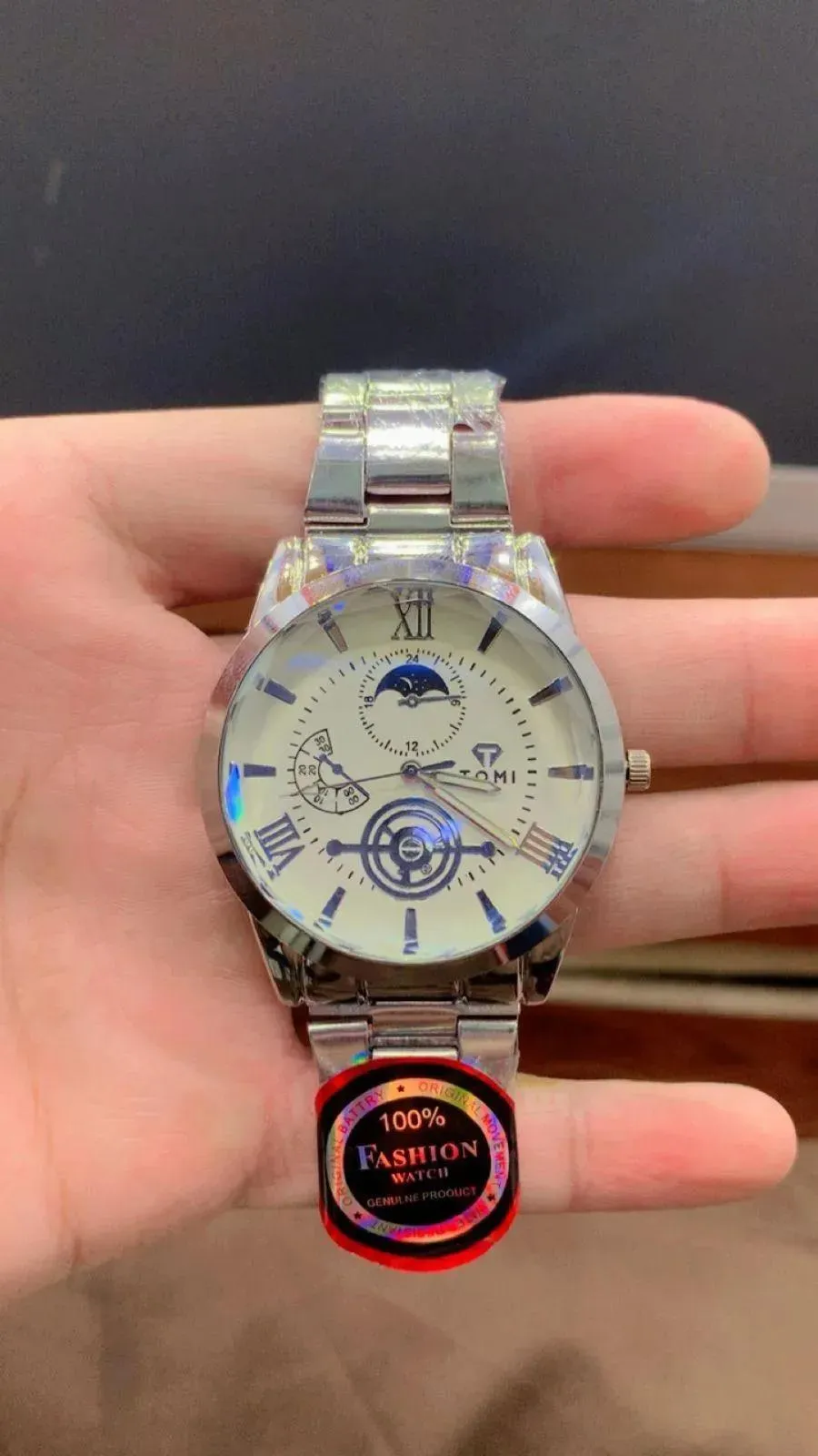 Men's Skin Friendly Strap Watch