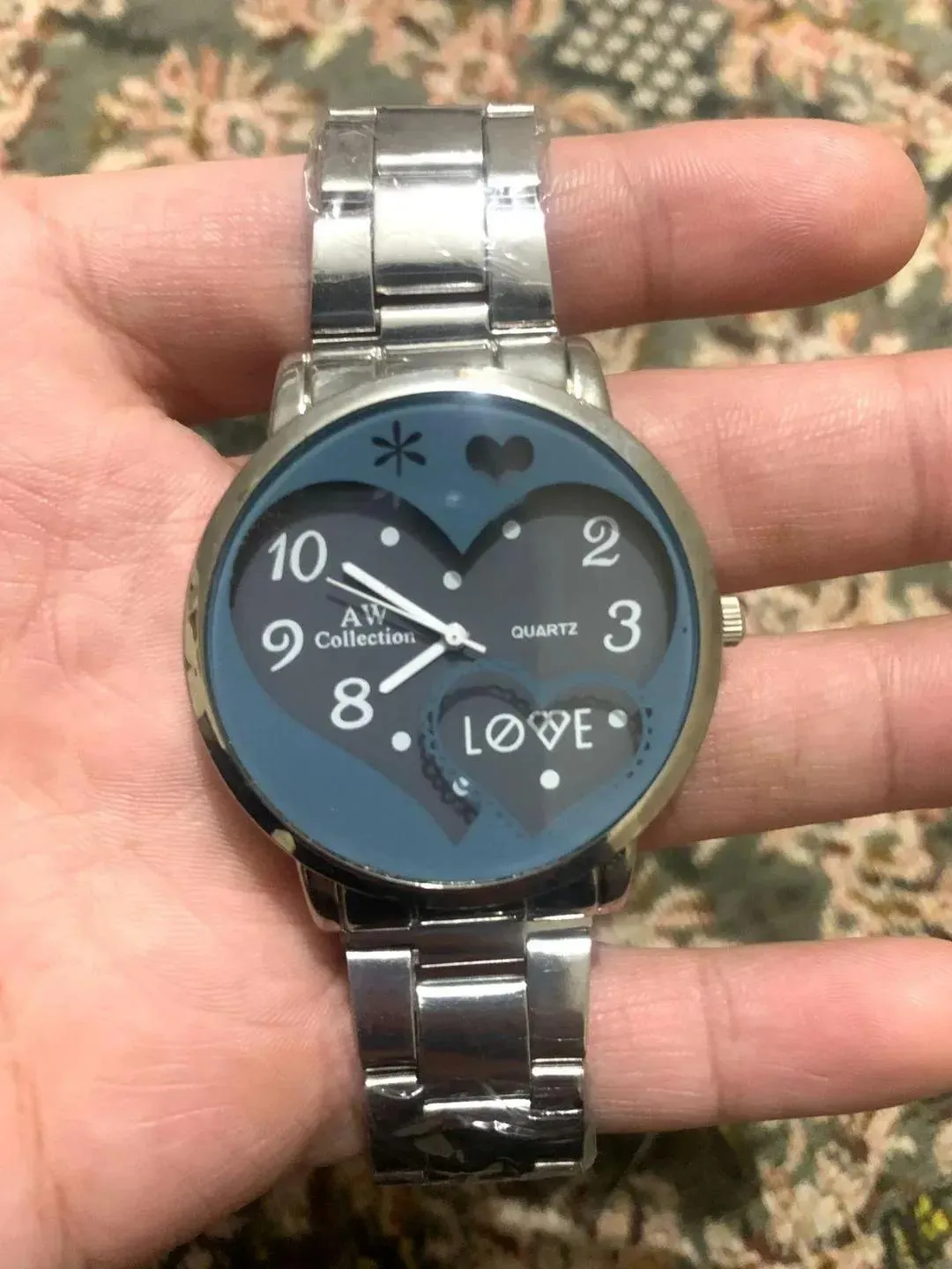 Men's Skin Friendly Strap Watch