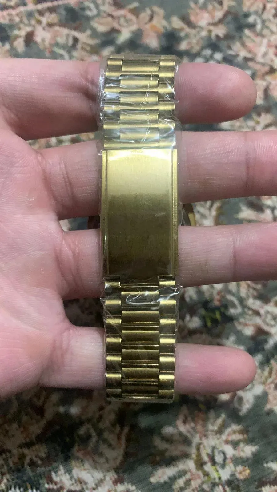 Men's Rose Gold Analog Quartz Watch with Skin Friendly Strap