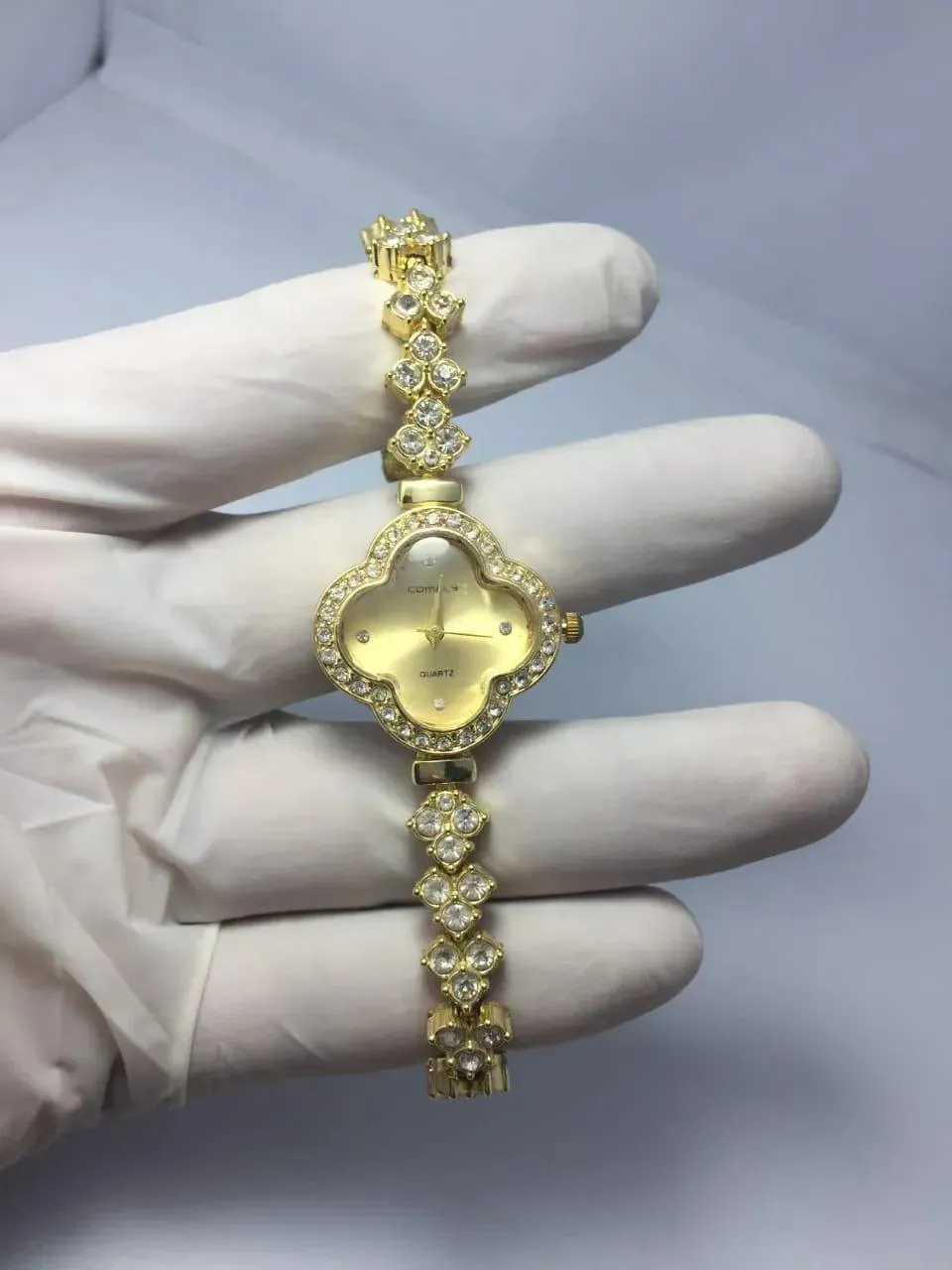 Women's Lightweight And Comfortable For All Day Wear Watch 1