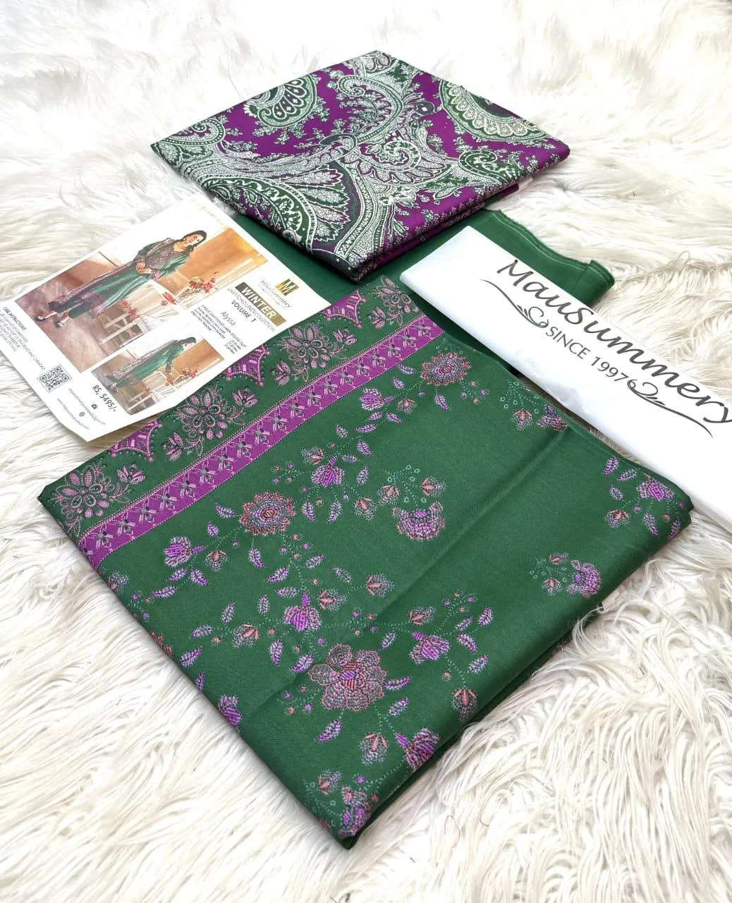 3 Pcs Women's Unstitched Printed Suit