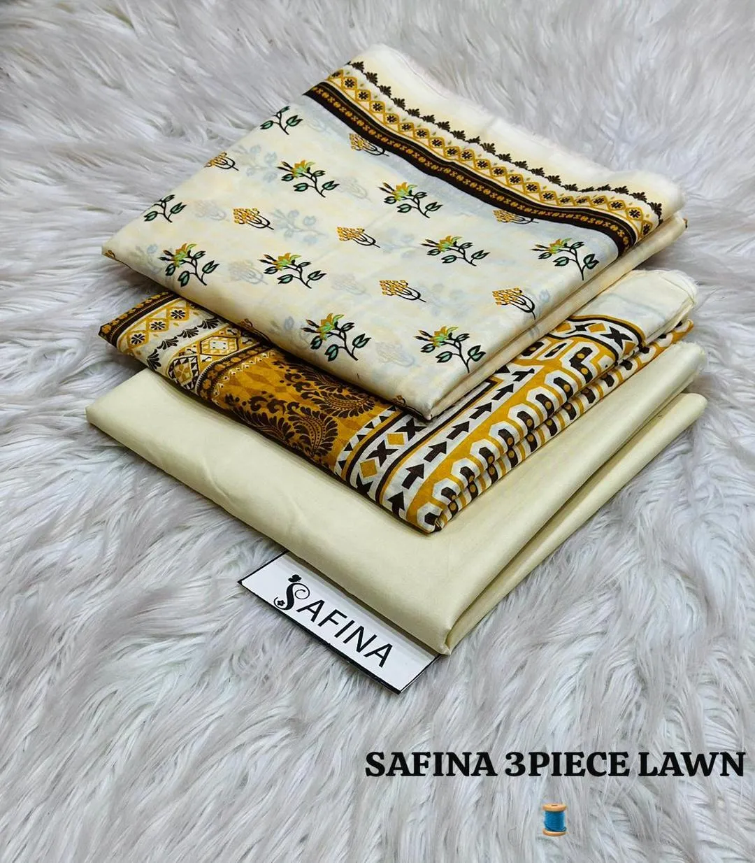 3 Pcs Women's Unstitched Printed Suit