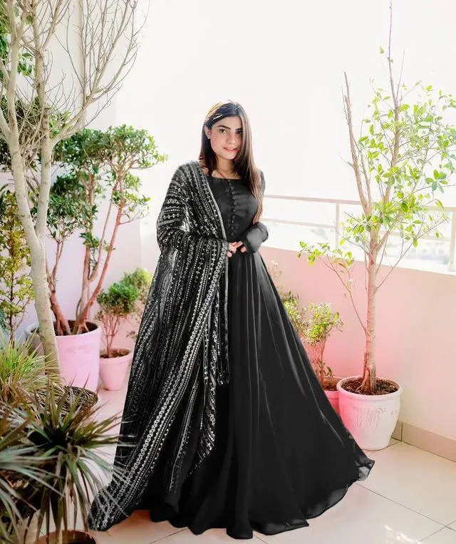 3 Pcs Women's Stitched Chiffon Plain Maxi Suit