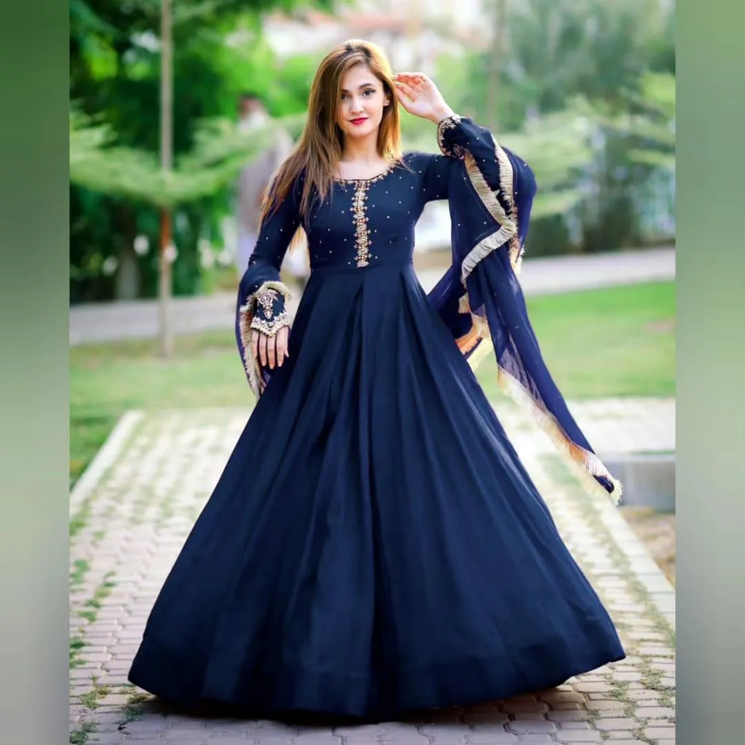 3 Pcs Women's Stitched Chiffon Embroidered Maxi Suit