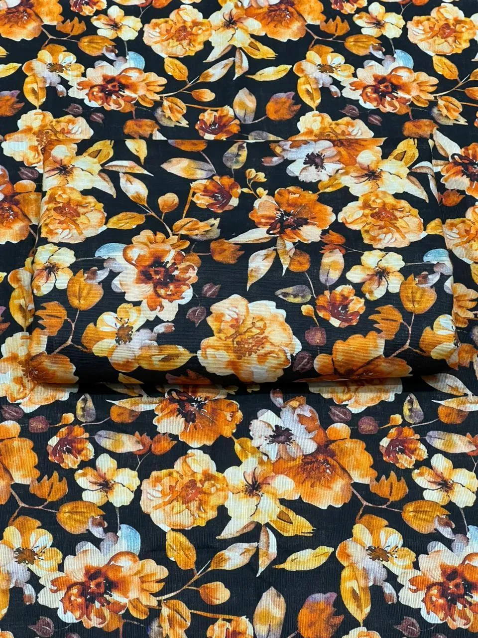 2 Pcs Women's Unstitched Printed Suit