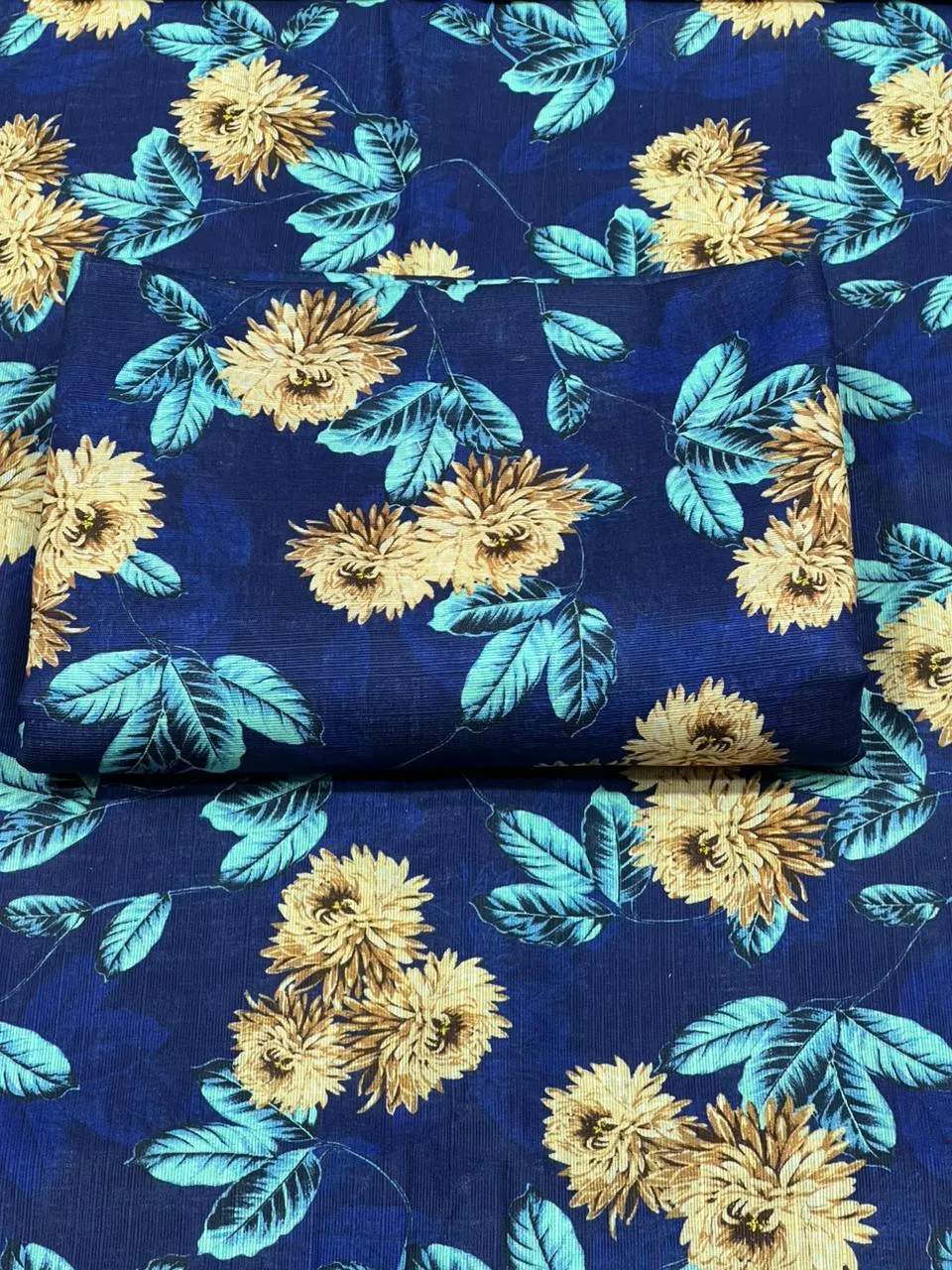 2 Pcs Women's Unstitched Printed Suit