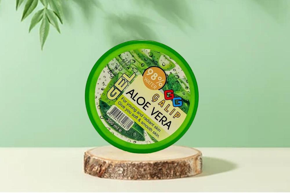 Aloe Vera Skin Hydrating And Glow Jar, 300 Ml