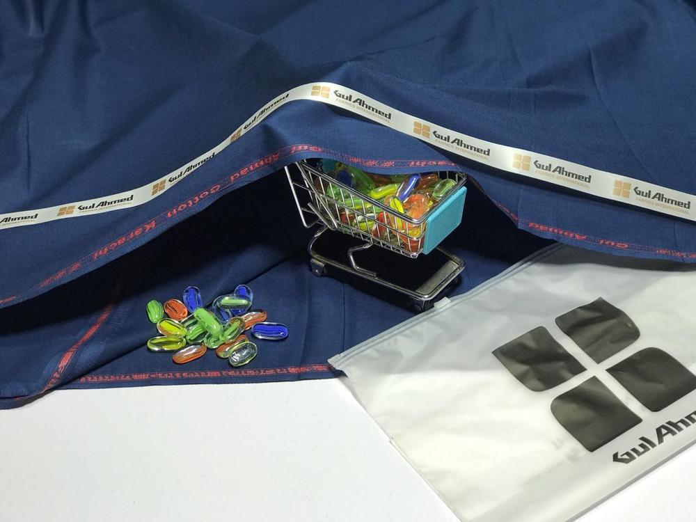 Men’s Unstitched Cotton Plain Suit