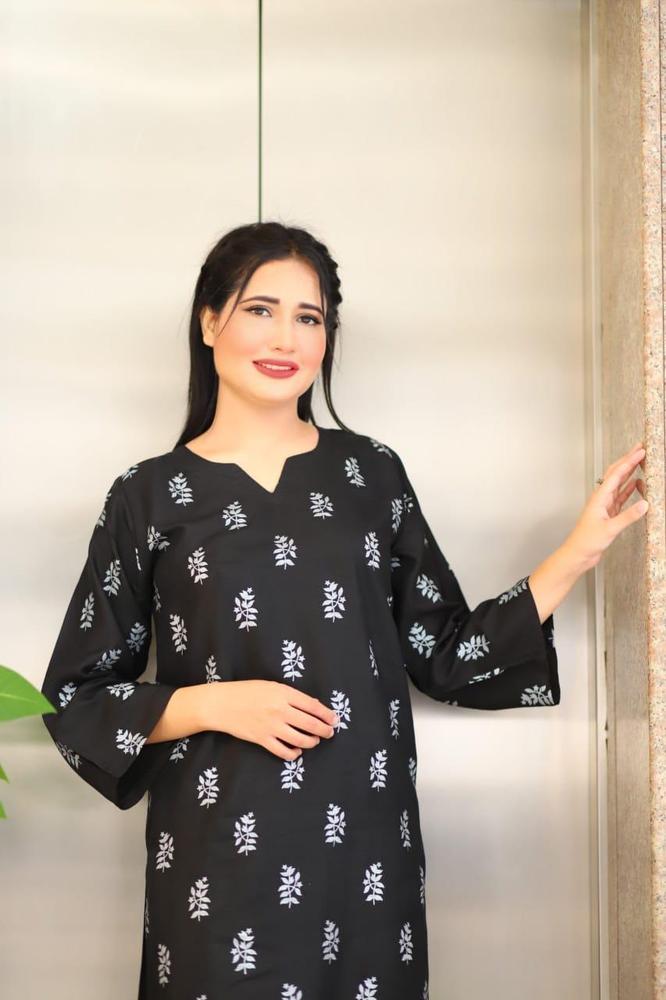2 Pcs Women's Stitched Linen Block Printed Shirt And Trouser