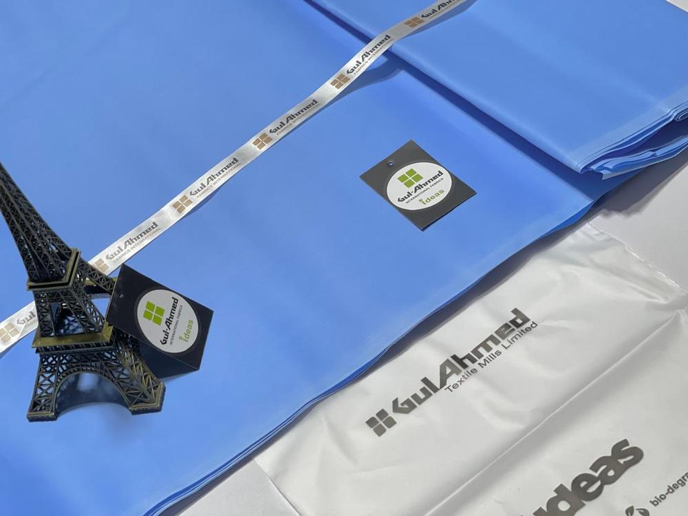 Men’s Unstitched Cotton Plain Suit