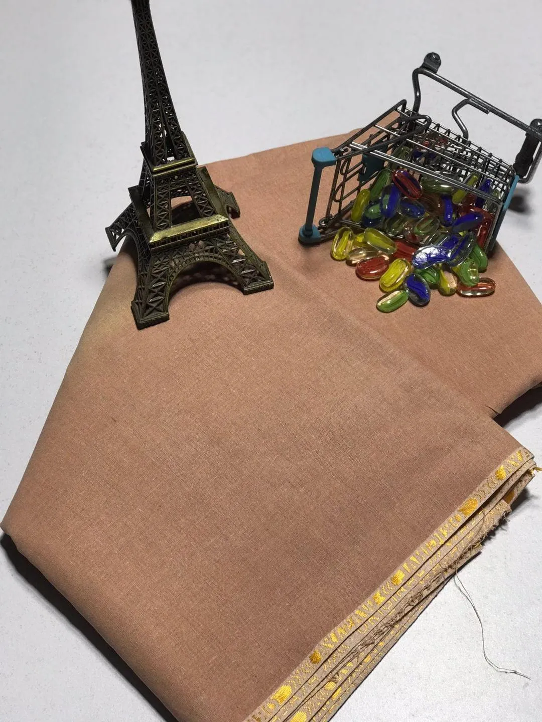 Men’s Unstitched Karandi Plain Suit