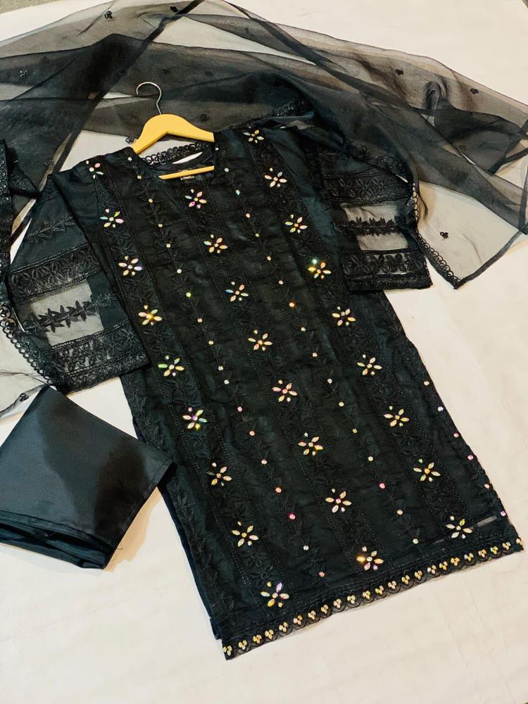 3 Pcs Women's Stitched Fancy Organza Embroidered Suit