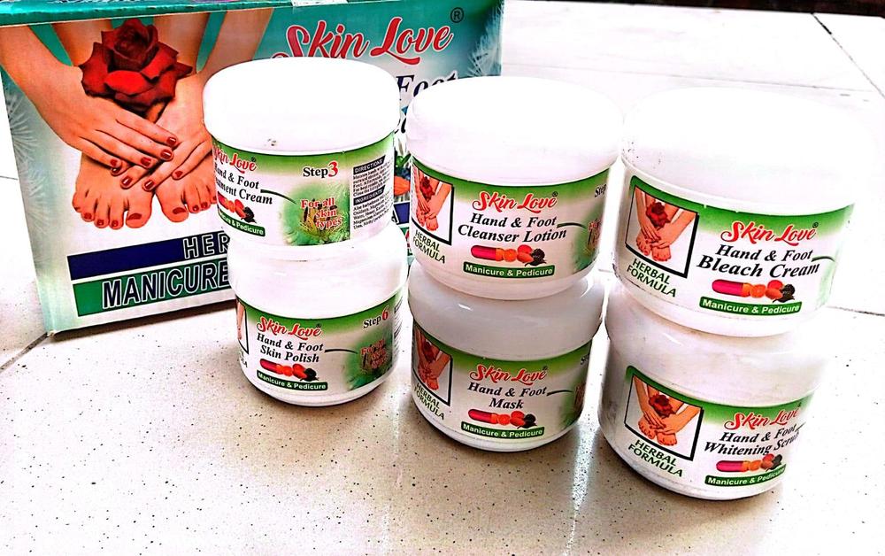 6 In 1 Manicure And Pedicure Kit