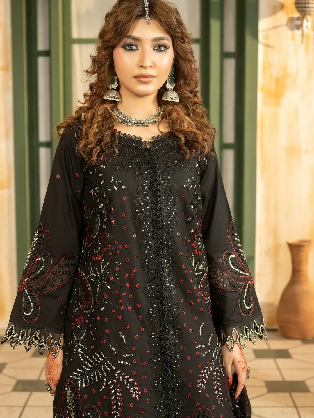 Lehran - U4B Women's Stitched Embroidered Lawn Suit - 3 Pcs In Black