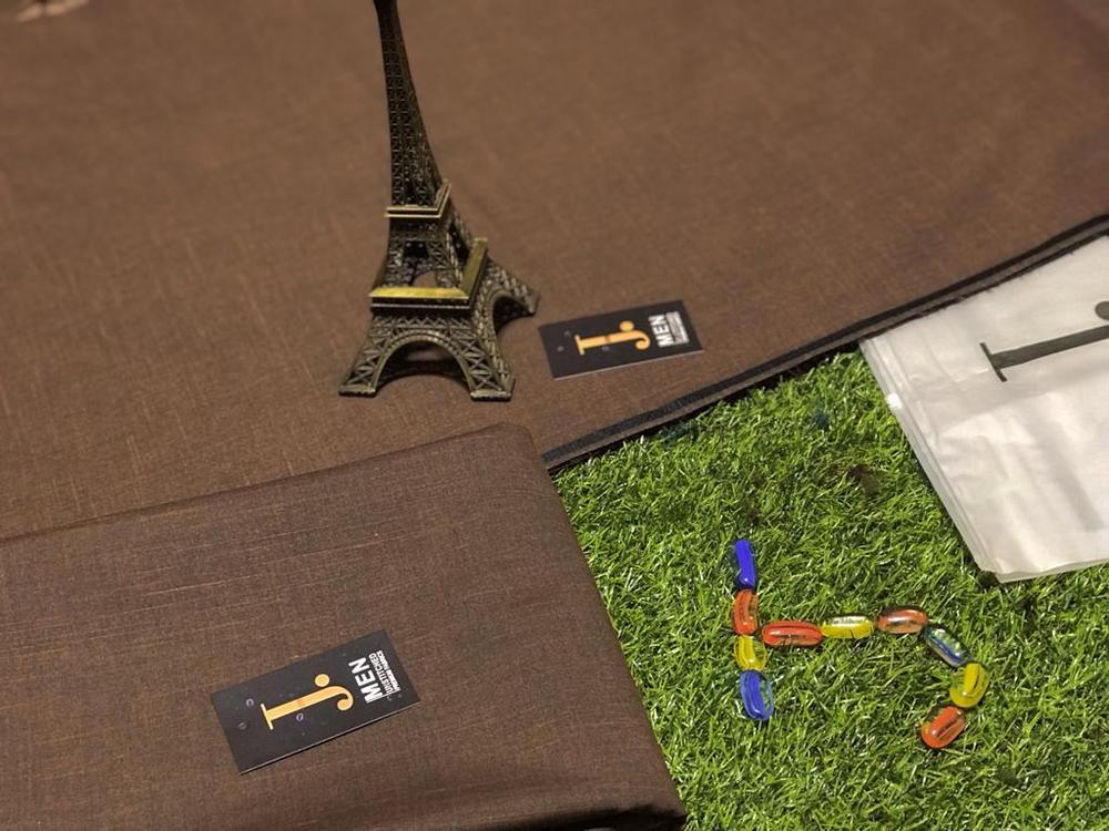 Men's Unstitched Wash And Wear Plain Suit