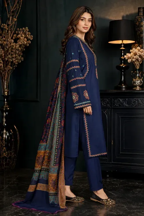 Kaifiyat 3 Pcs Stitched Women's Embroidered Lawn Suit