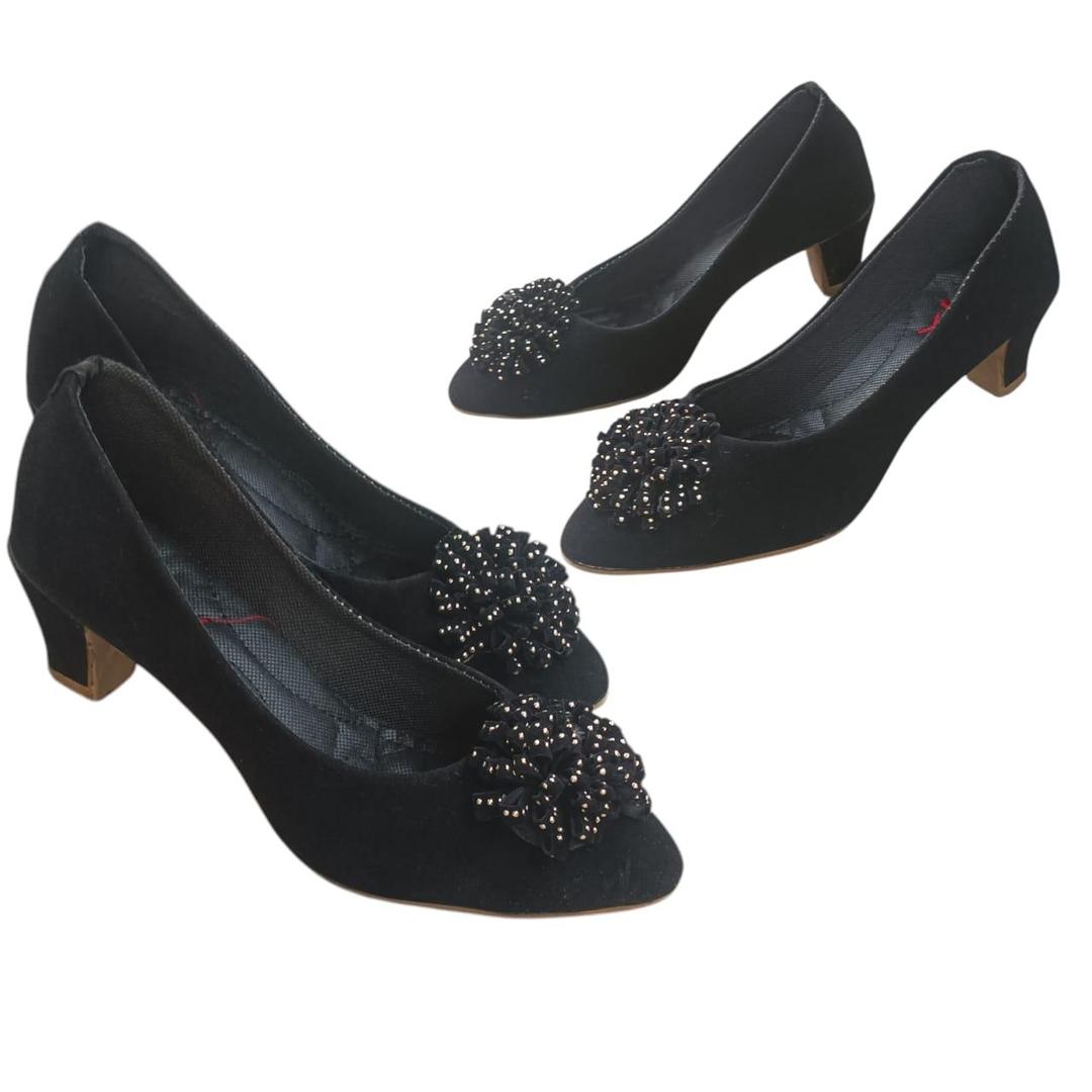 Women's Velvet Fancy Pumps