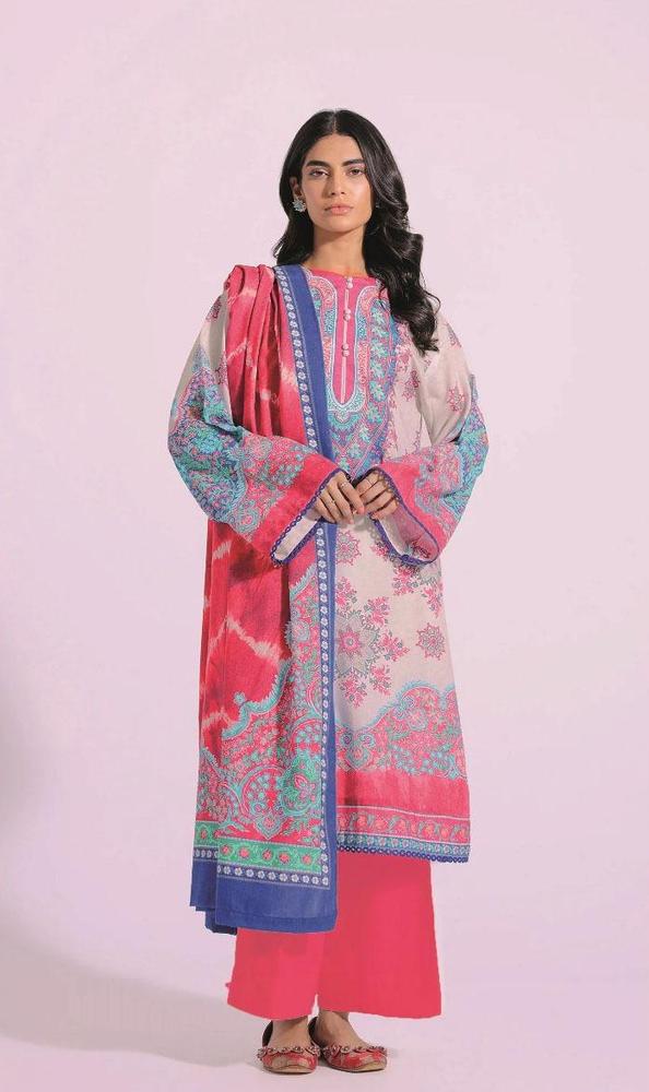 3 Pcs Women's Unstitched Khaddar Printed Suit