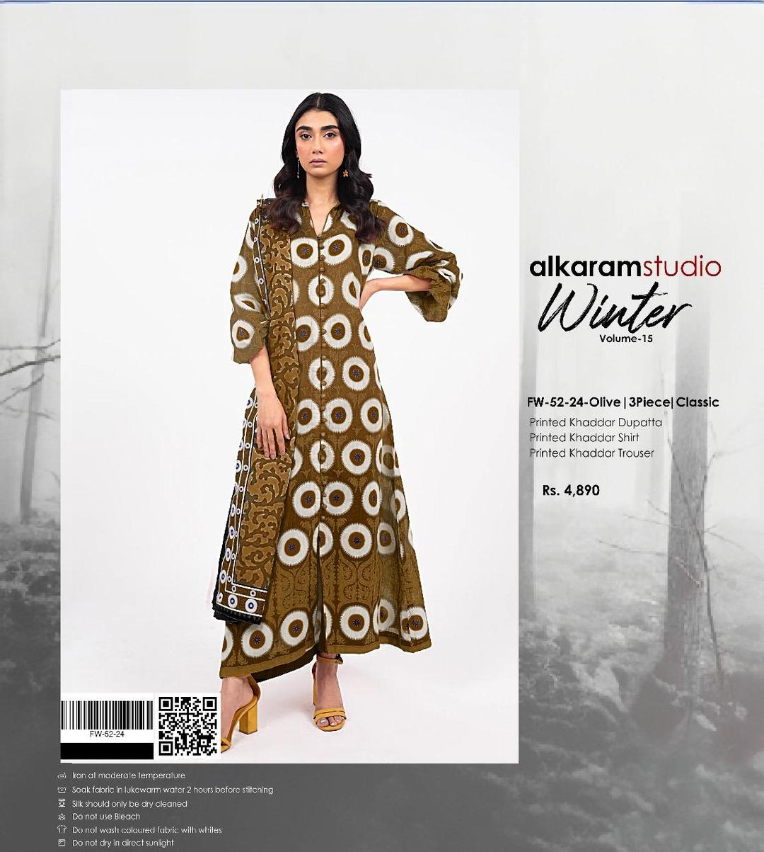 3 Pcs Women's Unstitched Printed Suit