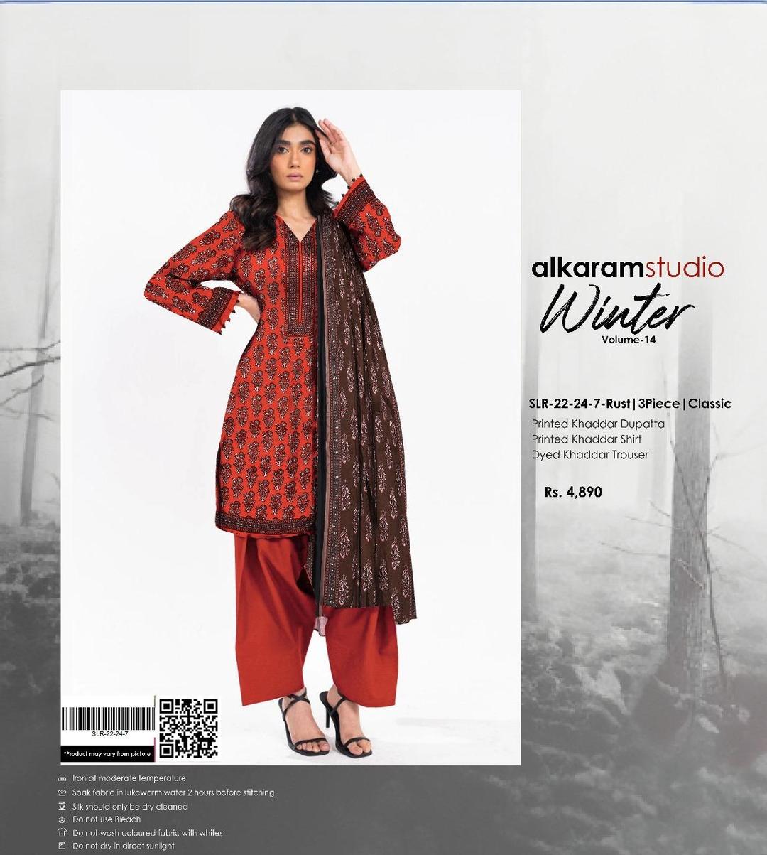 3 Pcs Women's Unstitched Printed Suit