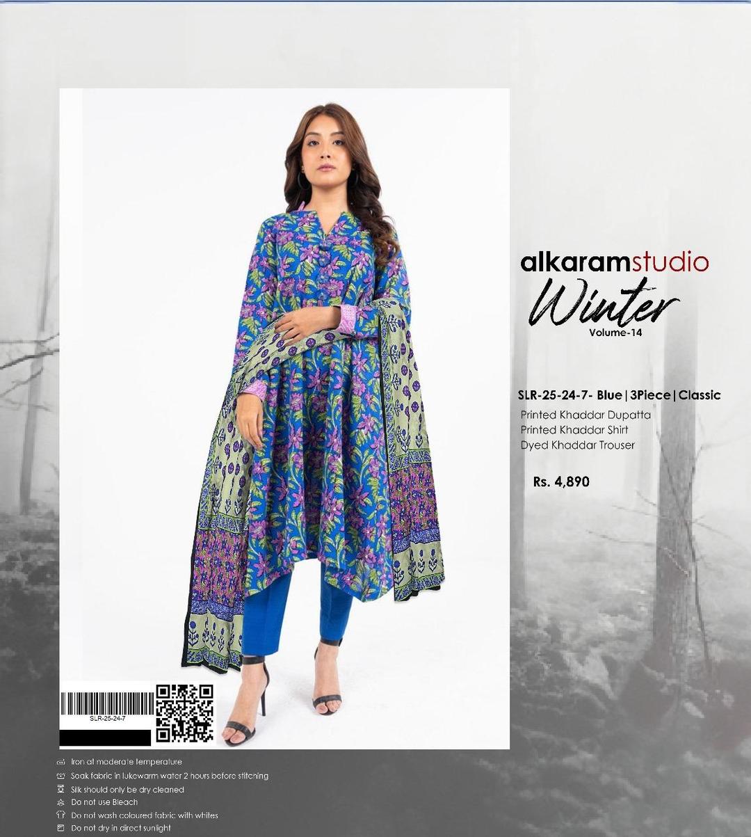 3 Pcs Women's Unstitched Printed Suit