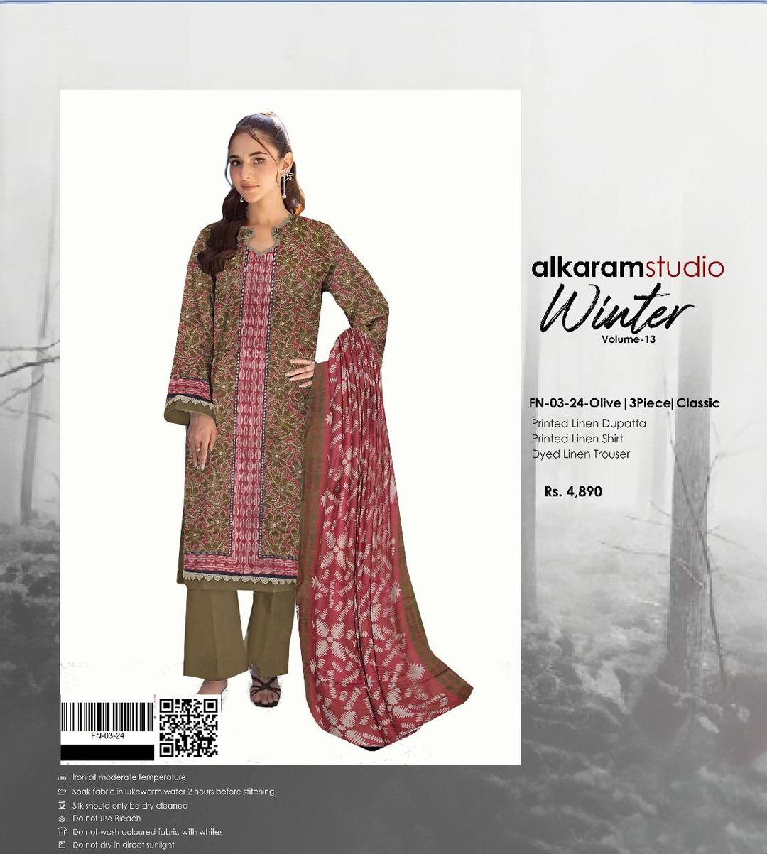 3 Pcs Women's Unstitched Printed Suit