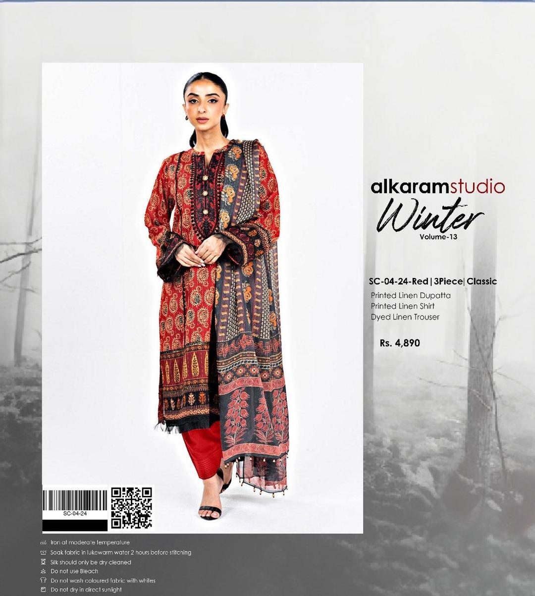 3 Pcs Women's Unstitched Printed Suit